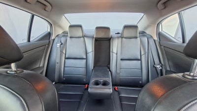 2023 Nissan SENTRA 4 PTS SR PLATINUM CVT AAC AUT ASTOS DEPORTIVOS BOSE PIEL NEGRA QC F LED RA-18