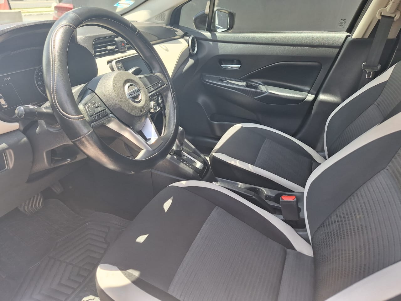 2020 Nissan VERSA 4 PTS ADVANCE CVT AAC VE F NIEBLA RA-16