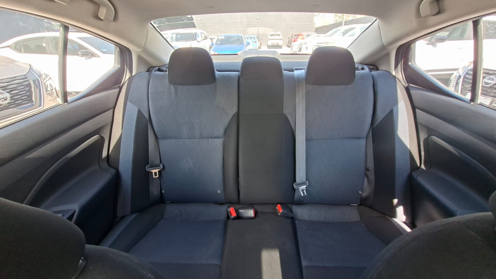 2023 Nissan VERSA 4P ADVANCE L41.6 AUT