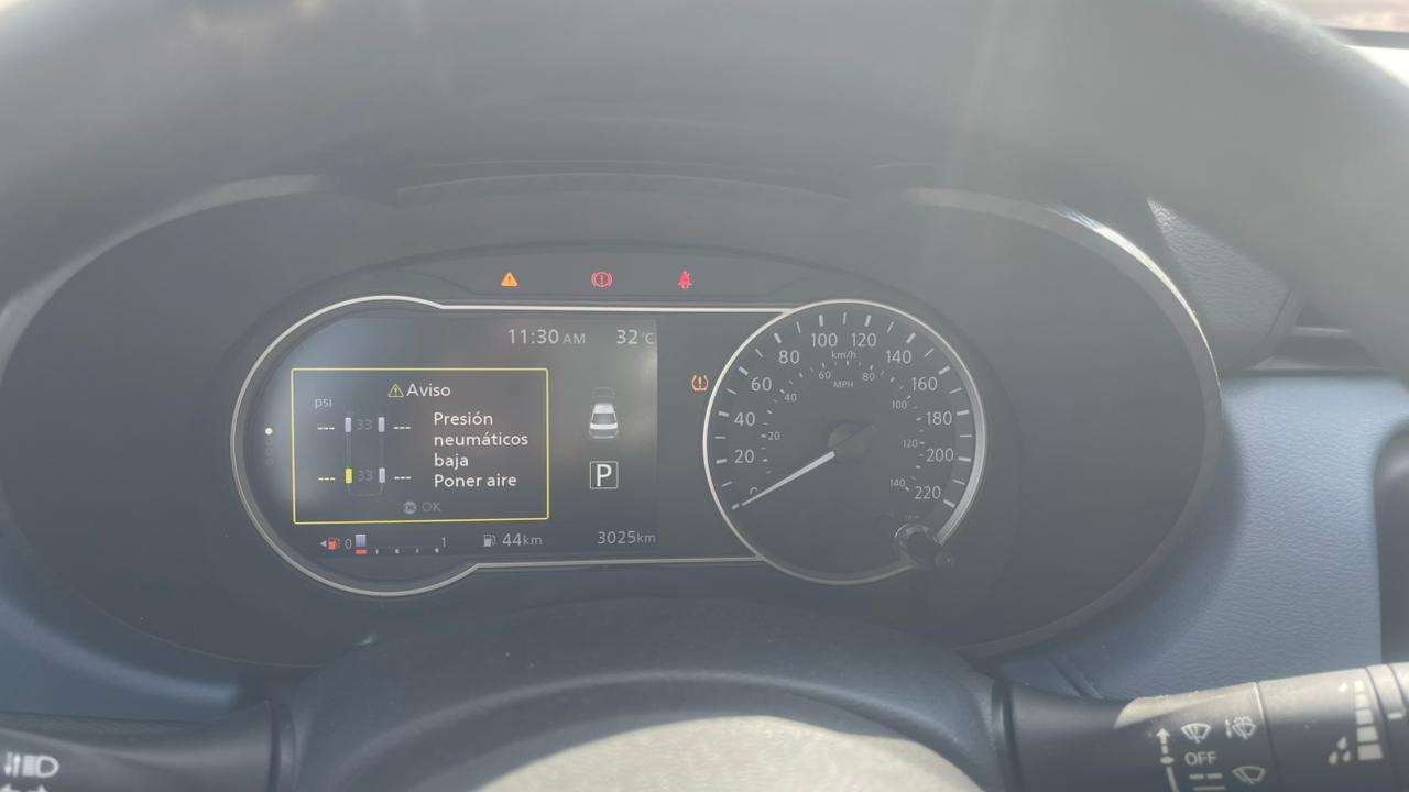 2025 Nissan VERSA 4P ADVANCE L41.6 AUT