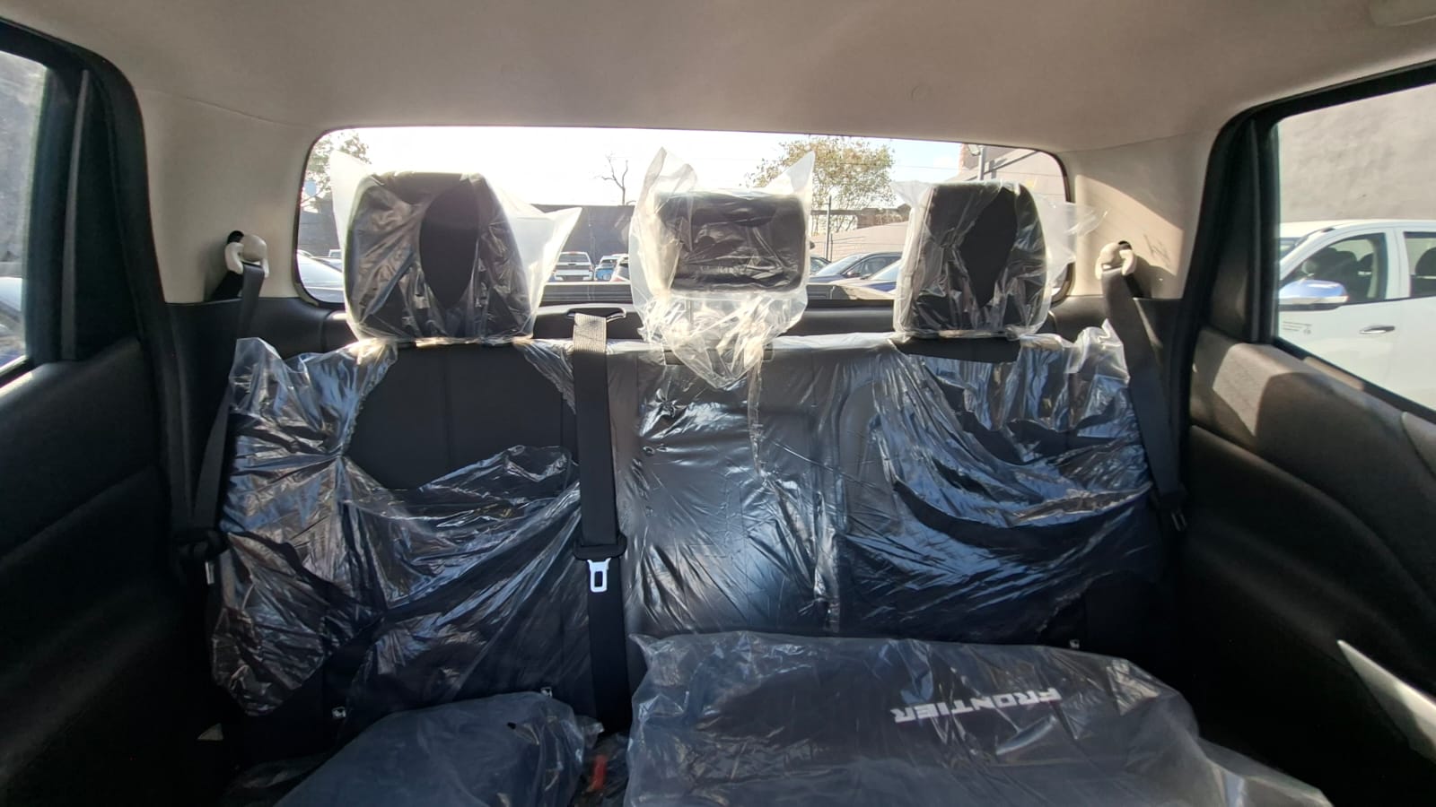 2025 Nissan FRONTIER 4P LE L42.5 AUT