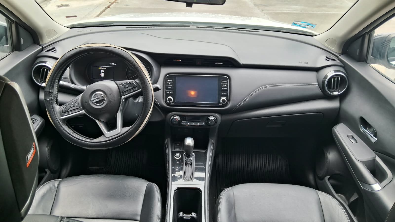 2021 Nissan KICKS 5 PTS PLATINUM 16L TA AAC AUT PIEL GPS RA-18