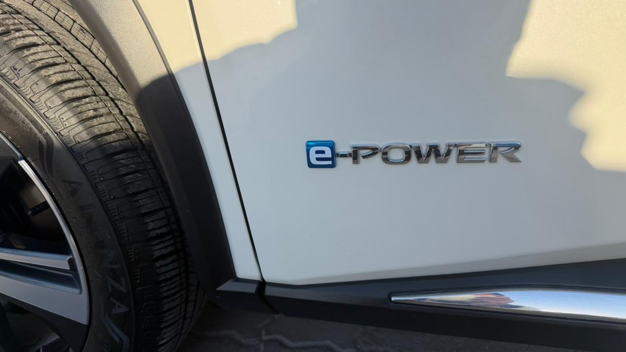 2025 Nissan X-TRAIL 5P PLATINUM E.POWER HEV L31.5 AUT