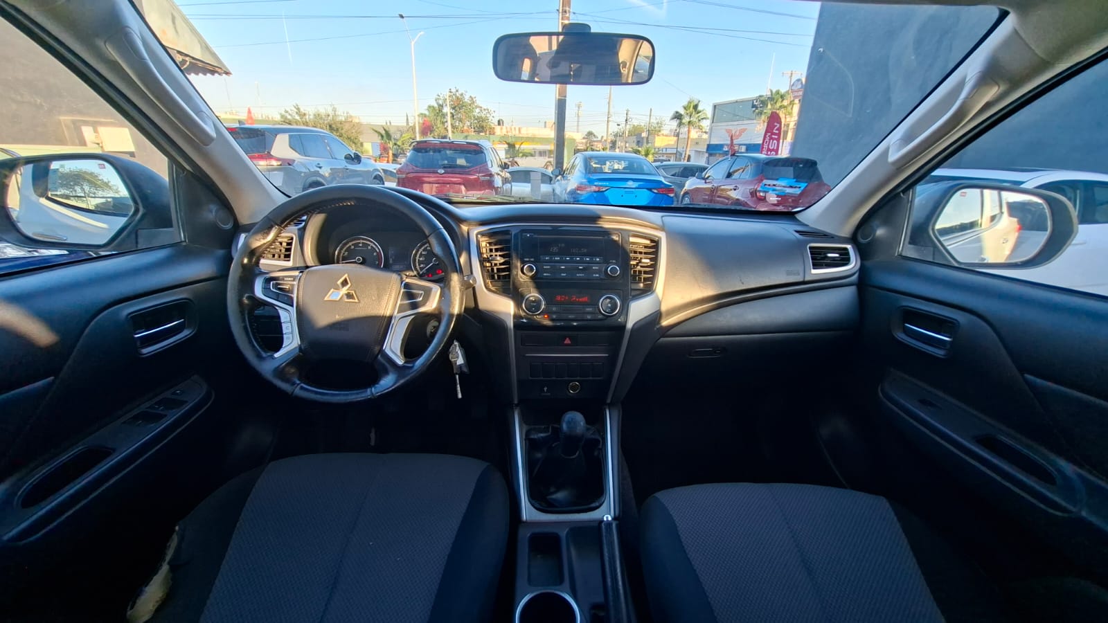 2022 Mitsubishi L200 4 PTS GLX CABINA DOBLE 24L TM5